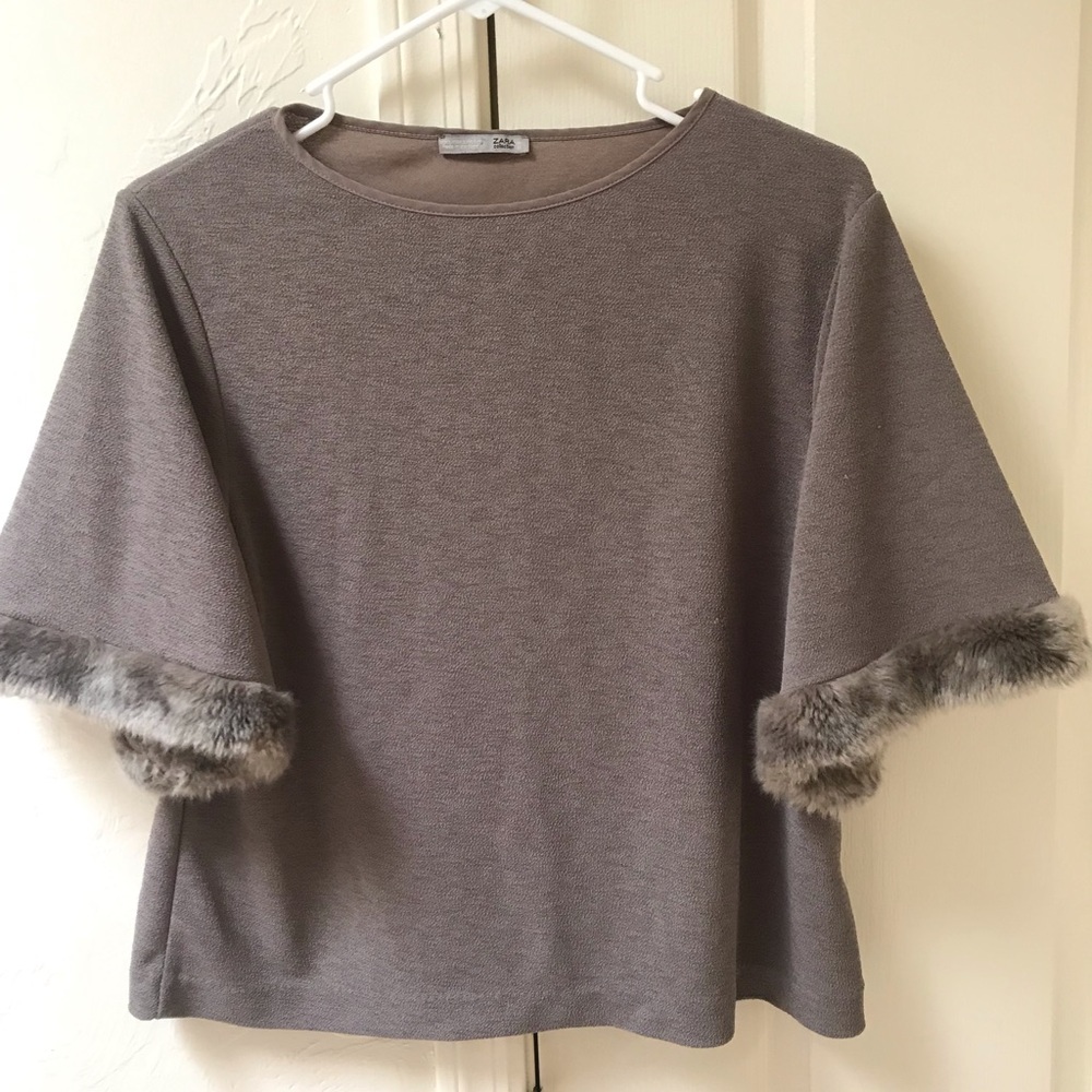 💫ZARA fluffed out top💫